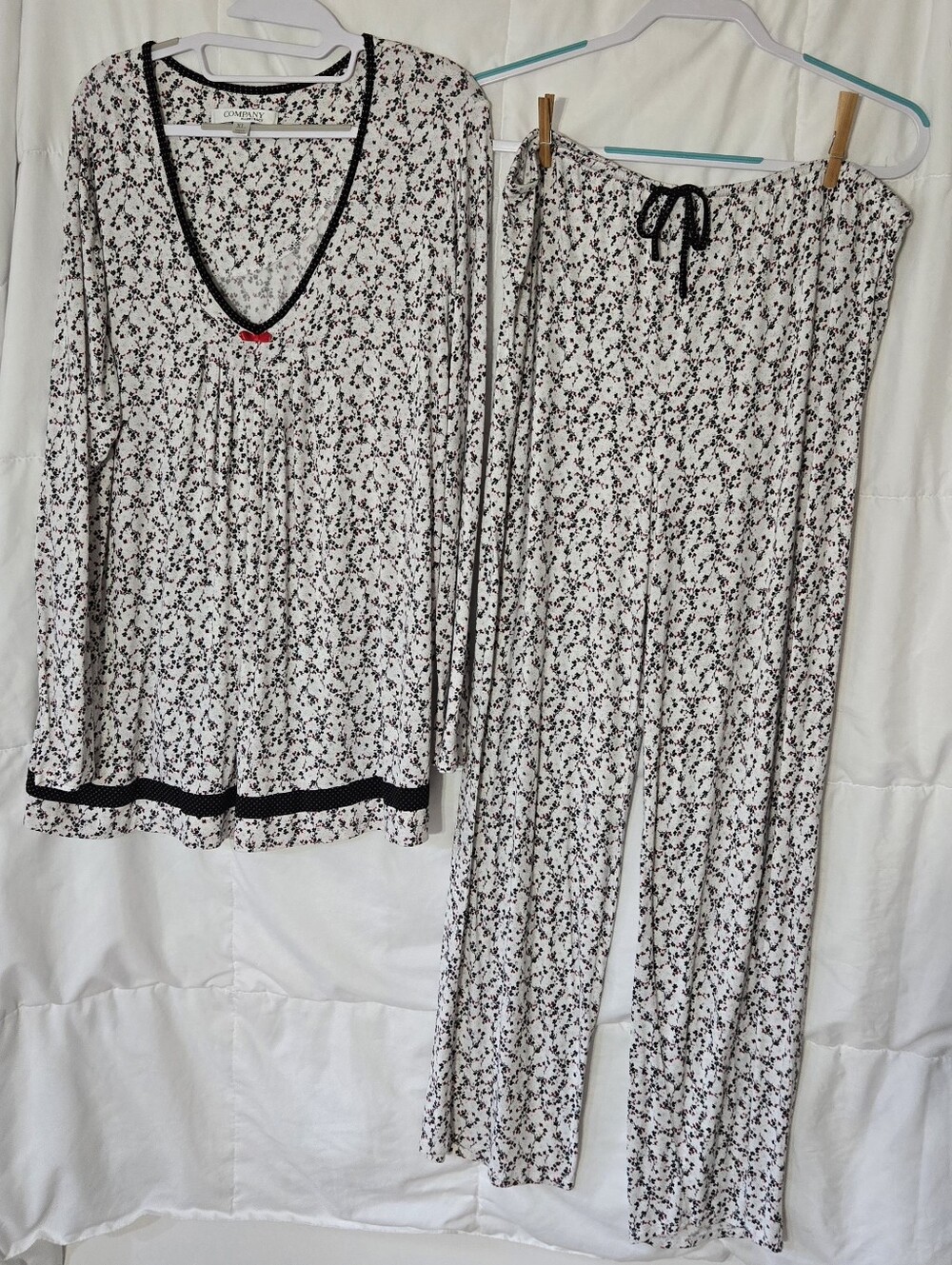 Company Ellen Tracy PJ'S